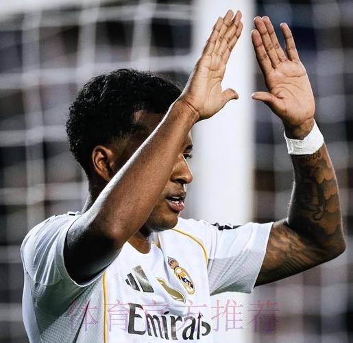 世体:皇马今夏不安排友谊赛 但可能有闭门训练赛 世体:皇马今夏不安排友谊赛 但可能有闭门训练赛